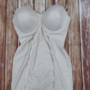 Maidenform 38D Shapewear Bodysuit Nude Underwire Removable Straps